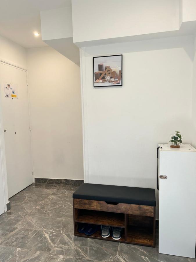 Apartment Cosy Proche De La Defense Arena
